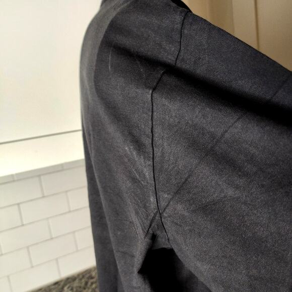 YZY YEEZY GAP LONG SLEEVE SHIRT IN BLACK SIZE LRG H03 - Picture 10 of 16